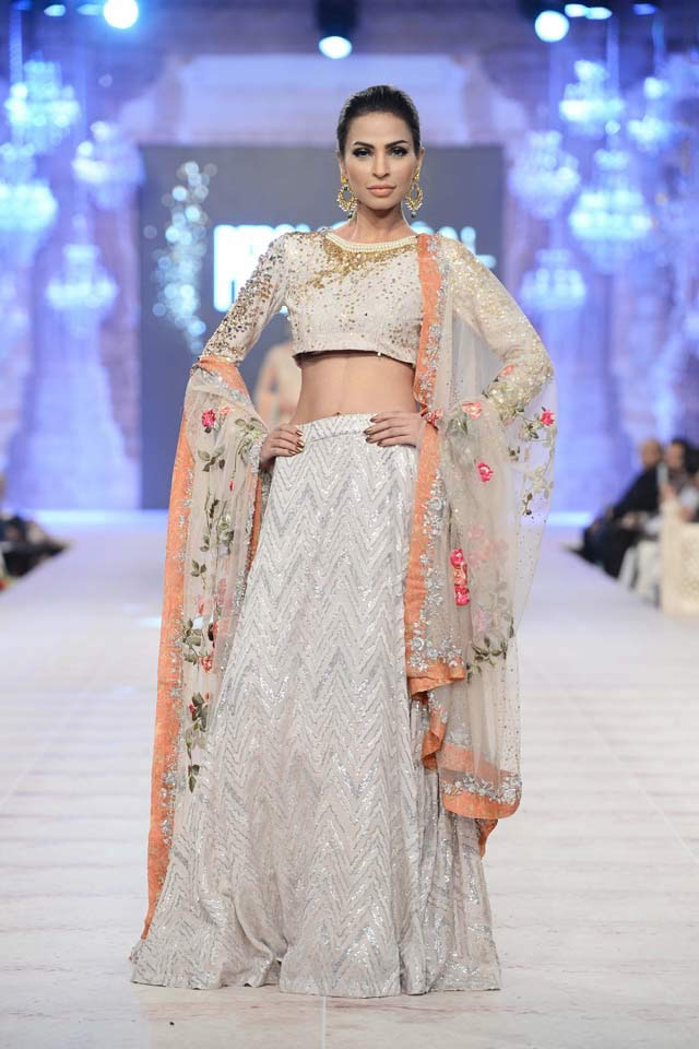 Sania Maskatiya Showcased Ara Ornaments at PFDC LOreal Paris Bridal Week