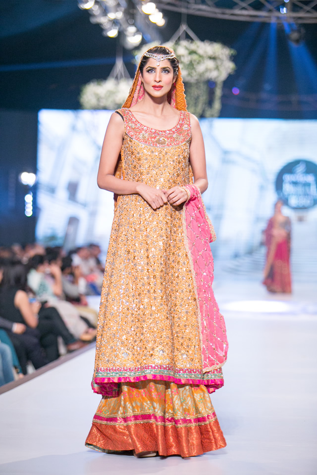 Tena Durrani Bridal Collection at PBCW 2014 Day 1